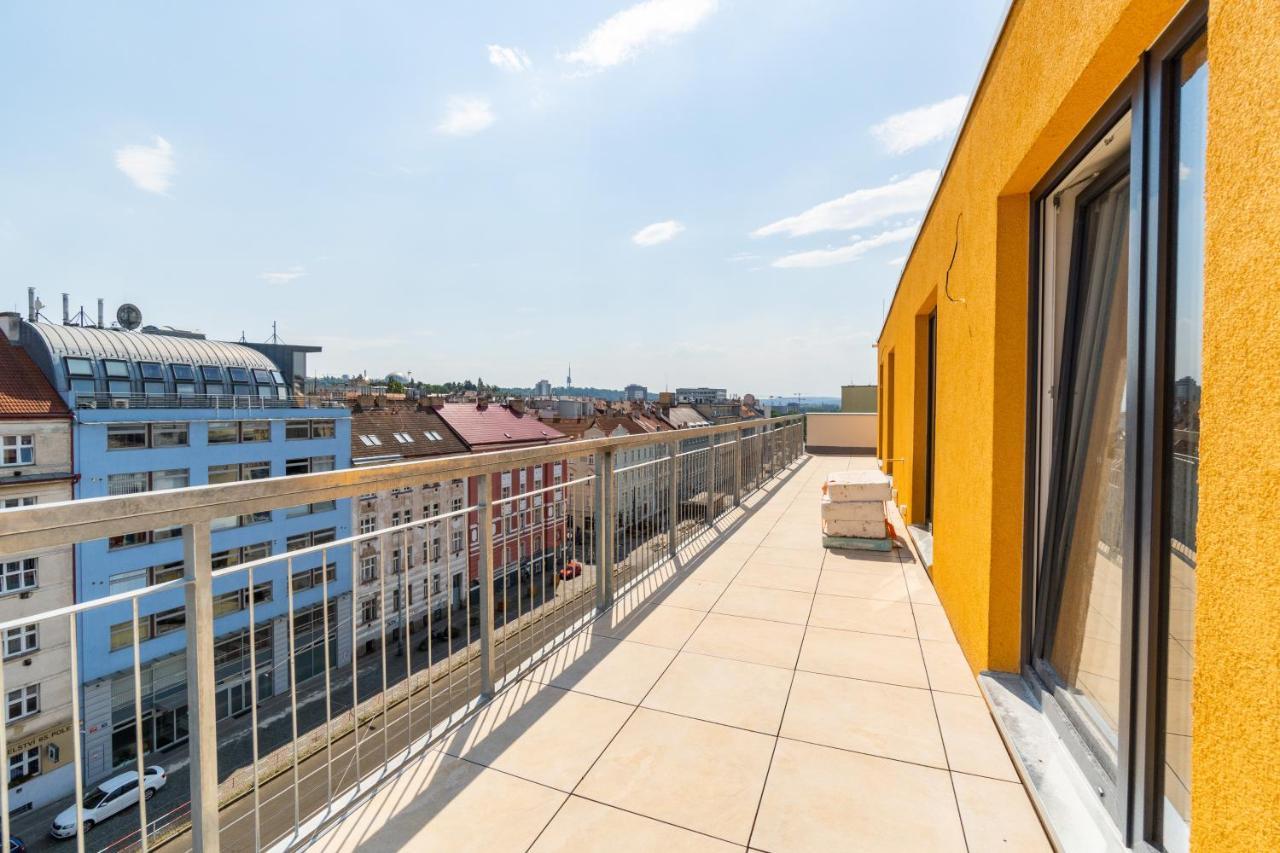 Penthouse # 81 With Panoramic City View In Elite Rezidence With Free Parking Prag Exterior foto